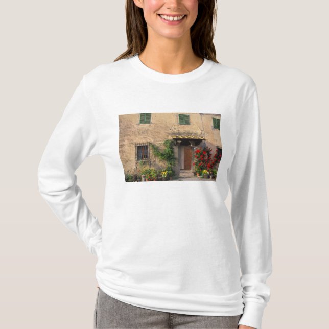 T-shirt Bela casa antiga com flores em San Gimignano (Frente)
