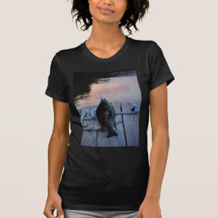 T-shirt Bluegill no lago de Arrohouad ao pôr do sol
