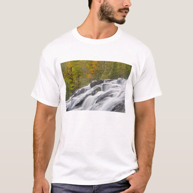 T-shirt Bond Falls no Middle Fork do Ontonagon (Frente)