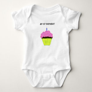 T-shirt bonito da criança do cupcake do rosa do