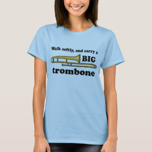 T-shirt bonito do slogan do Trombone