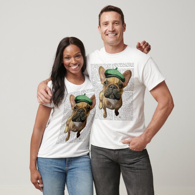 T-shirt Buldogue francês marrom com chapéu verde 2 (Unissex)