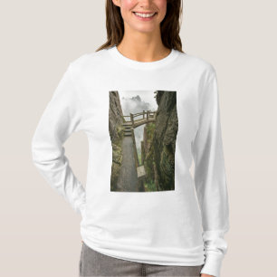 T-shirt Caminho e pequena ponte, Montanha Amarela,