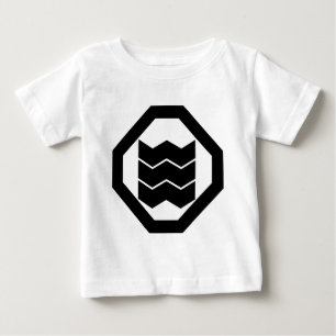 T-shirt Canto cortado en tres esquinas encogidas