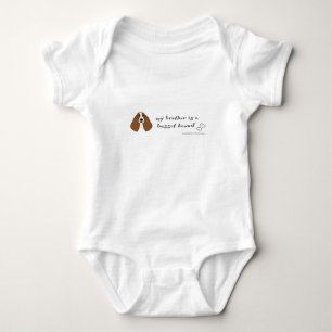 T-shirt cesto de base - mais raças