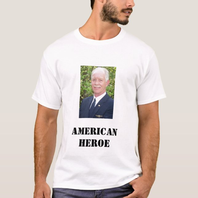 T-shirt Chesley Sully Sullenberger, HERÓI AMERICANO (Frente)