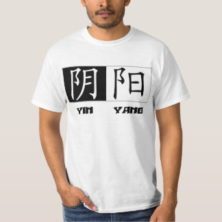 T-shirt chinês dos símbolos de Yin Yang