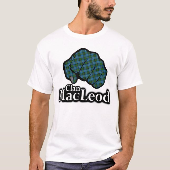 T-shirt Clan MacLeod Scotland Proud Tartan Fist (Frente)