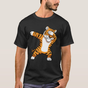 T-Shirt Clássico do Mascote de Futebol de Dabbing 