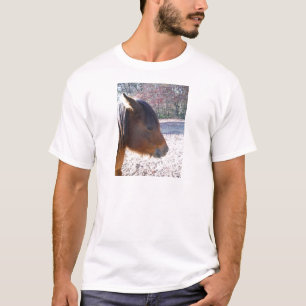 T-shirt Close de cavalo marrom, pequeno pônei marrom