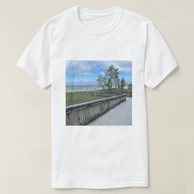 T-Shirt com bela vista do oceano (Frente do Design)