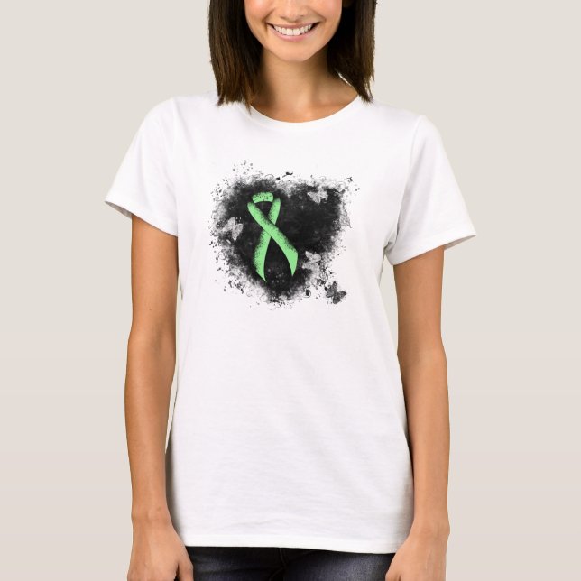 T-shirt Coração Grunge com Fita Verde Claro (Frente)