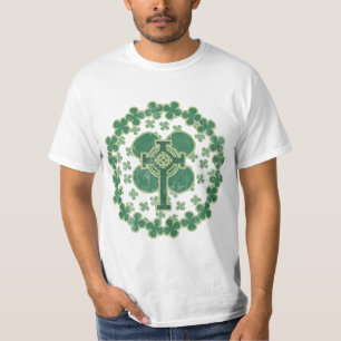 T-shirt Cruz celta do Dia de São Patrício afligida