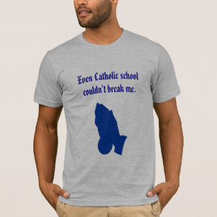 T-shirt da escola católica