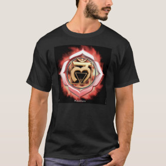 T-shirt da obscuridade de Chakra da raiz