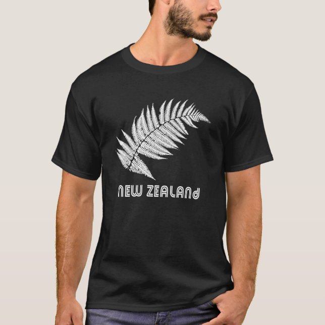 T-shirt da samambaia de prata de Nova Zelândia (Frente)