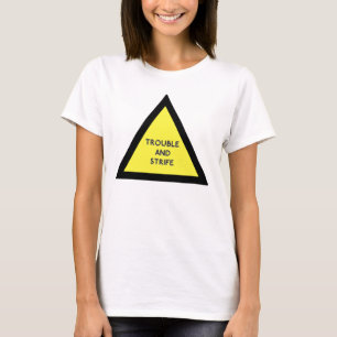 T-shirt de advertência do problema e da altercaç