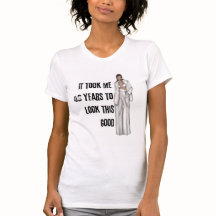 T-Shirt de mulheres modernas editáveis
