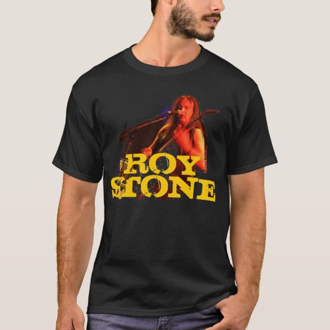 T-SHIRT DE PEDRA DO LOGOTIPO BACKPRINT DE ROY (Frente)