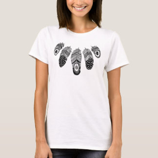 T-Shirt de Penas Tribais