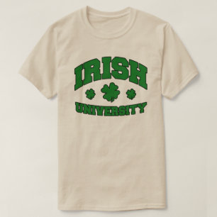T-shirt de Univertity do irlandês