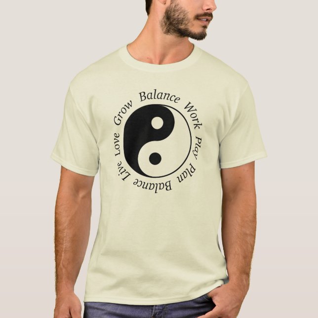 T-shirt de Yin Yang do equilíbrio (Frente)