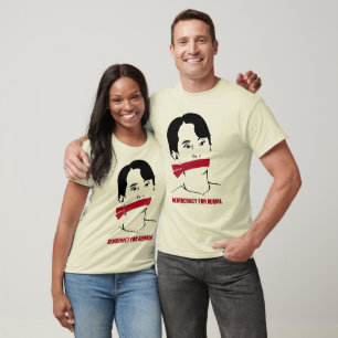 T-shirt Democracia para o estêncil de Burma (w/red &
