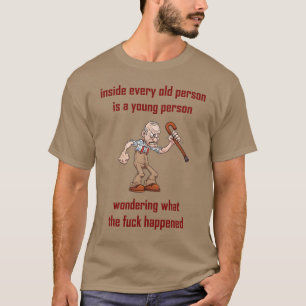 T-shirt dentro de toda pessoa idosa...