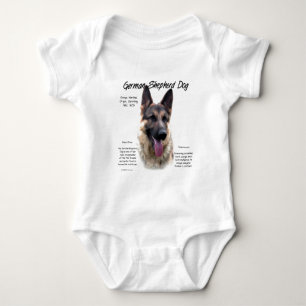 T-shirt Design de Histórico de Cães german shepherd