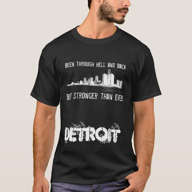 T-shirt Detroit - mais fortemente do que nunca - skyline (Frente)