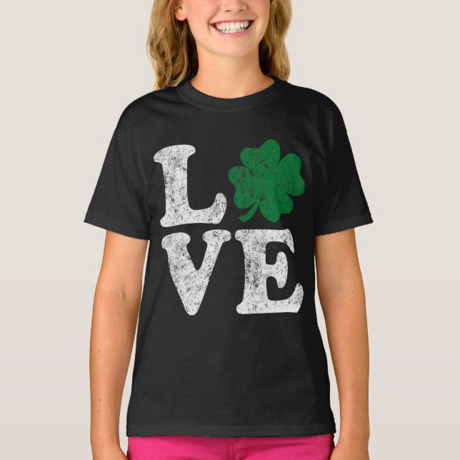 T-shirt Dia de São Patrício LOVE Shamrock Irish (Frente)