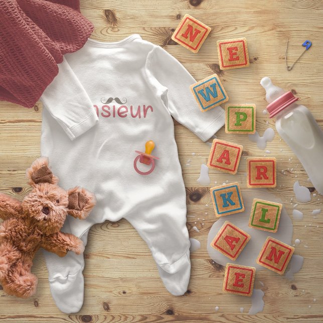 T-shirt Diversão MONSIEUR da citação francesa e do bigode (Criador carregado)