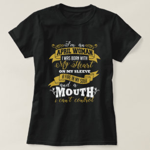 T-shirt do aniversário da mulher de abril