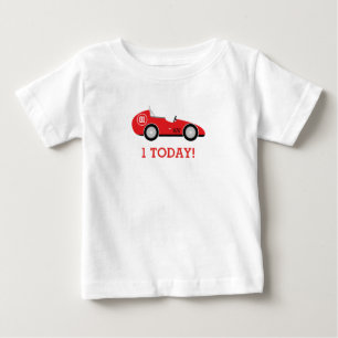T-shirt do aniversário do carro de corridas