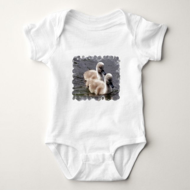T-shirt do bebê das cisnes do bebê (Frente)