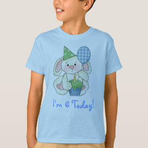 T-shirt do coelho do aniversário