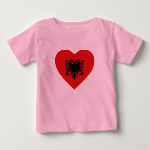 T-shirt do coração da bandeira de Albânia