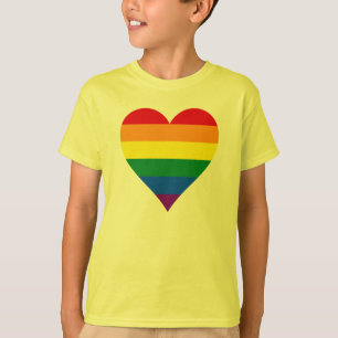T-shirt do coração do orgulho de LGBT