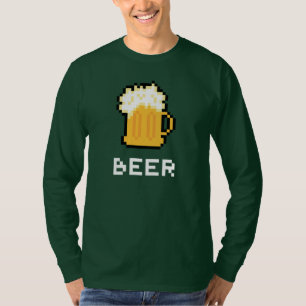 T-shirt do ícone do pixel da cerveja do dia de St