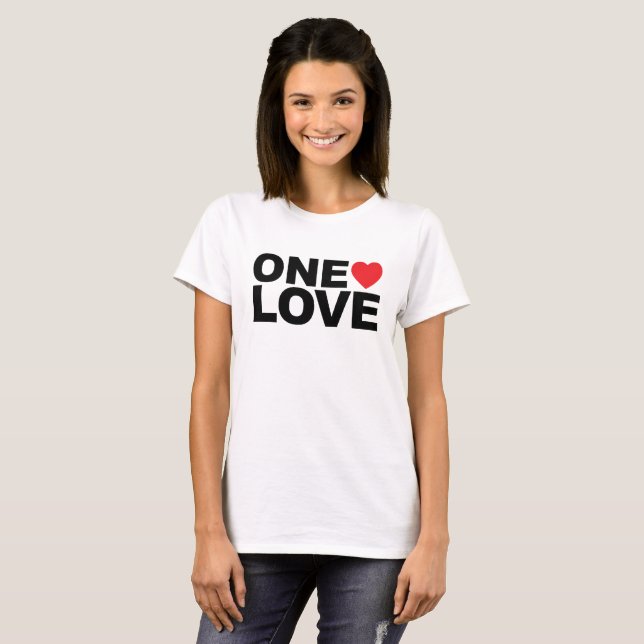 T-Shirt do Logotipo OneLove (Frente Completa)