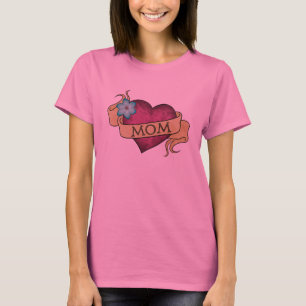 T-shirt do tatuagem do coração da mamã