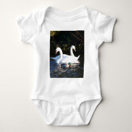 T-shirt Dois Cisnes E Um Pato