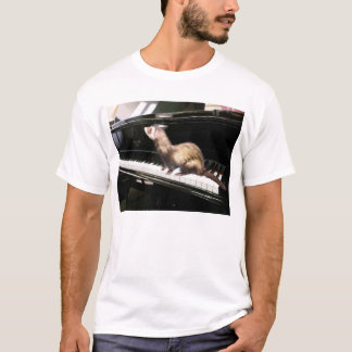 T-shirt Doninha no piano