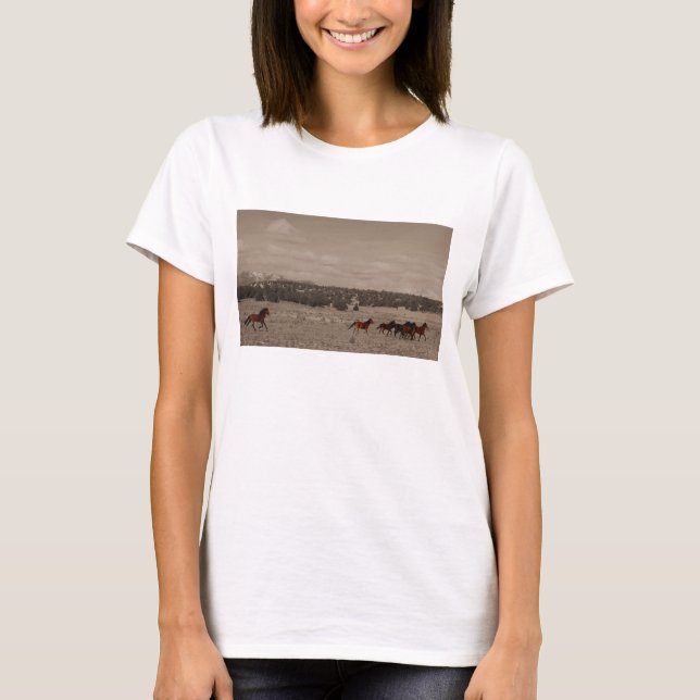 T-shirt dos cavalos selvagens (Frente)