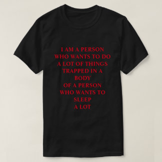 T-shirt dos homens com citações engraçadas