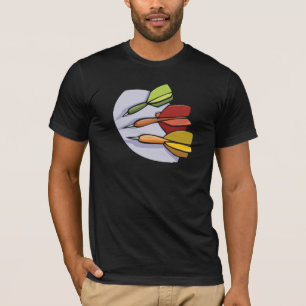 T-shirt dos homens dos dardos