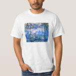 T-shirt dos lírios de água de Monet<br><div class="desc">T-shirt dos lírios de água de Monet. Pintura a óleo em canvas desde 1916. Monet pintou sua lagoa famosa do lírio de água obsessiva durante os anos finais de sua carreira, seleccionando a inspiração da luz do sol e seu efeito de deslocamento na água e as flores e a folha...</div>