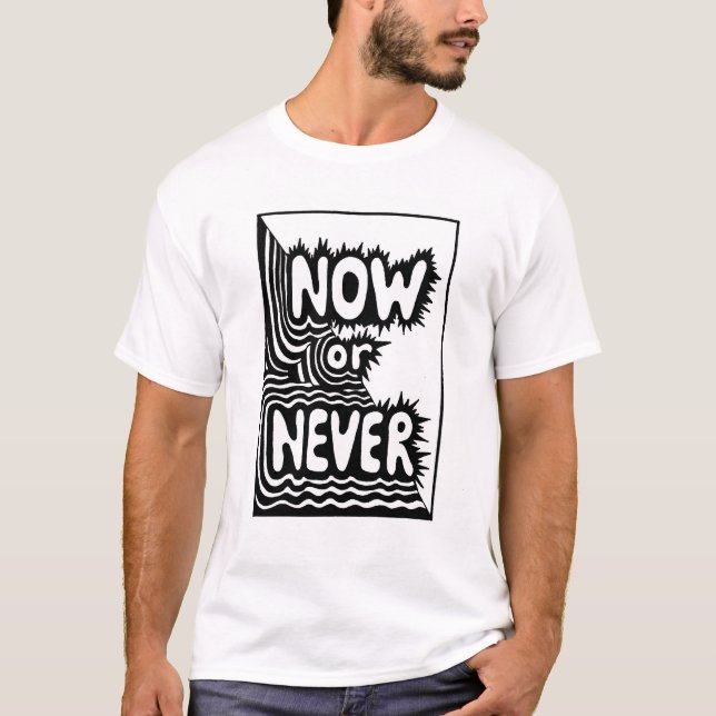 T-shirt dos na moda com a inscrição (Frente)