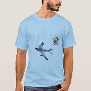 T-shirt dourado do sabre da coroa F-86