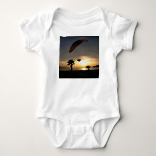 T-shirt Dropzone Em Dusk Adventure Paraglider Art